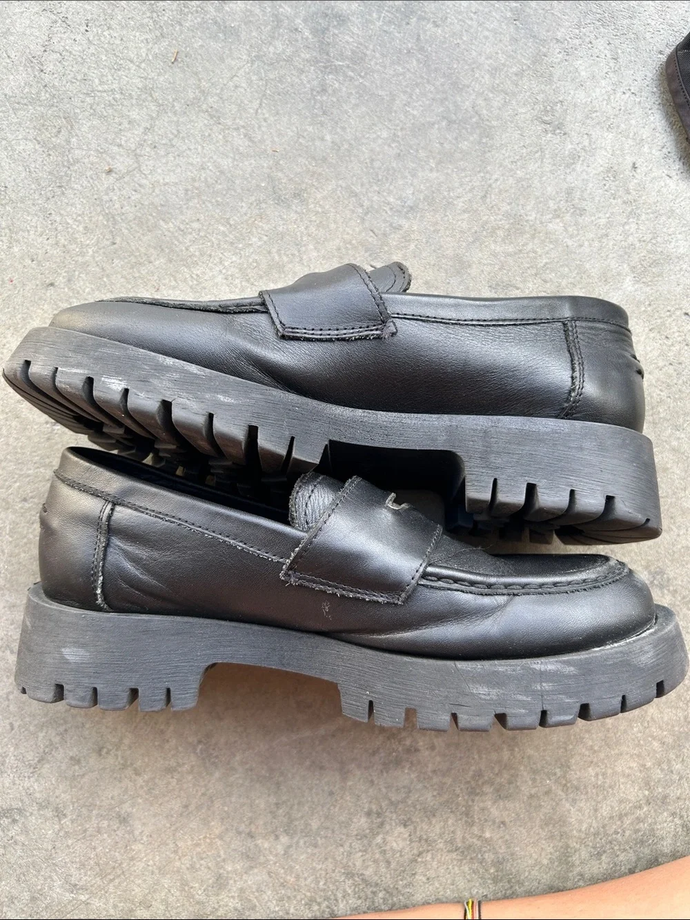 Steve Madden Black Penny Loafers